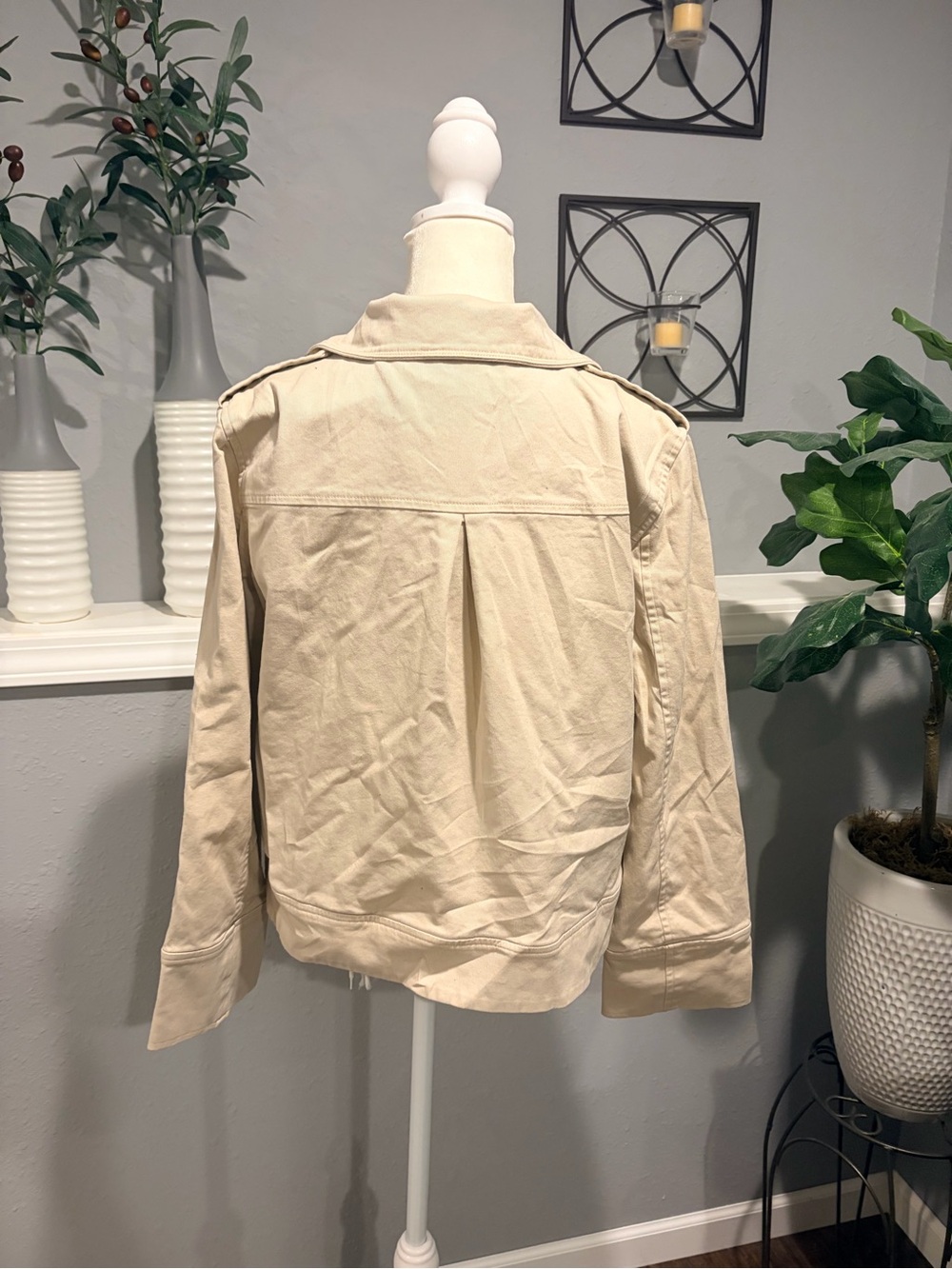 LOFT Cream Button-Front Utility Jacket - Picture 2 of 4